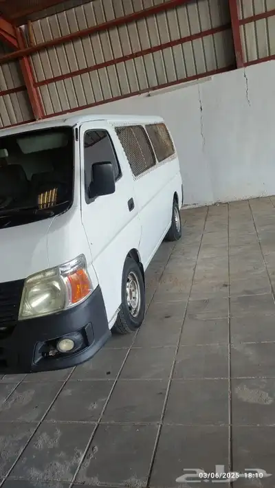 البيع باص نيسان 2008. 0