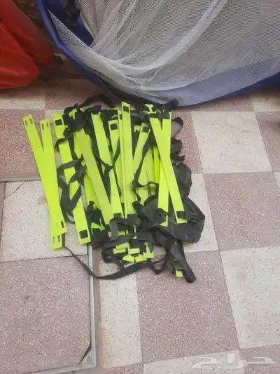 أغراض سباحه وكره قدم للبيع 0
