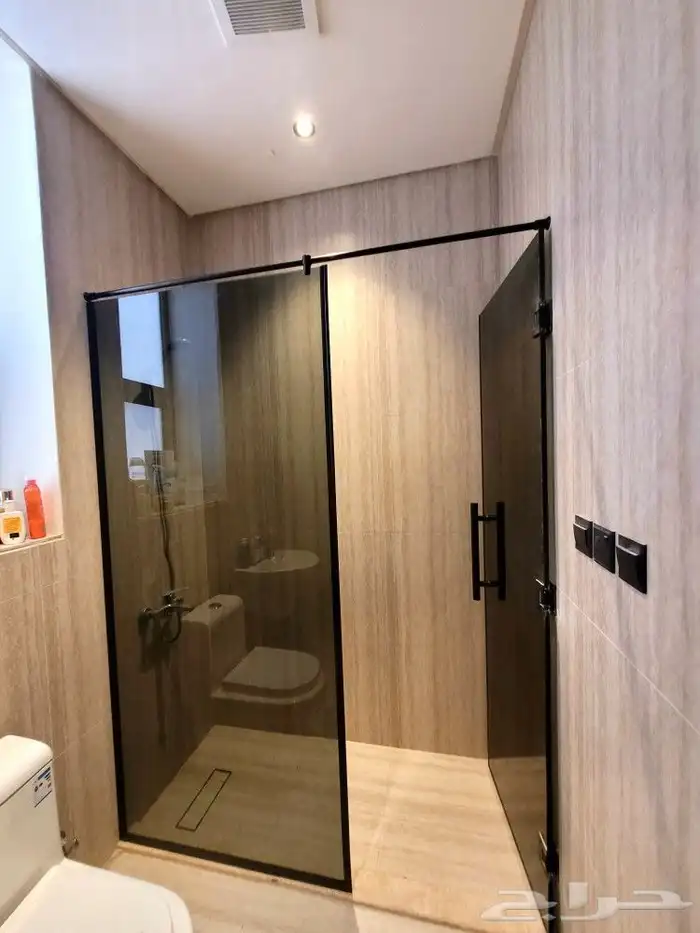 زجاج سكريت ومرايا كباين شور زجاج مكاتب زجاح محلات 7