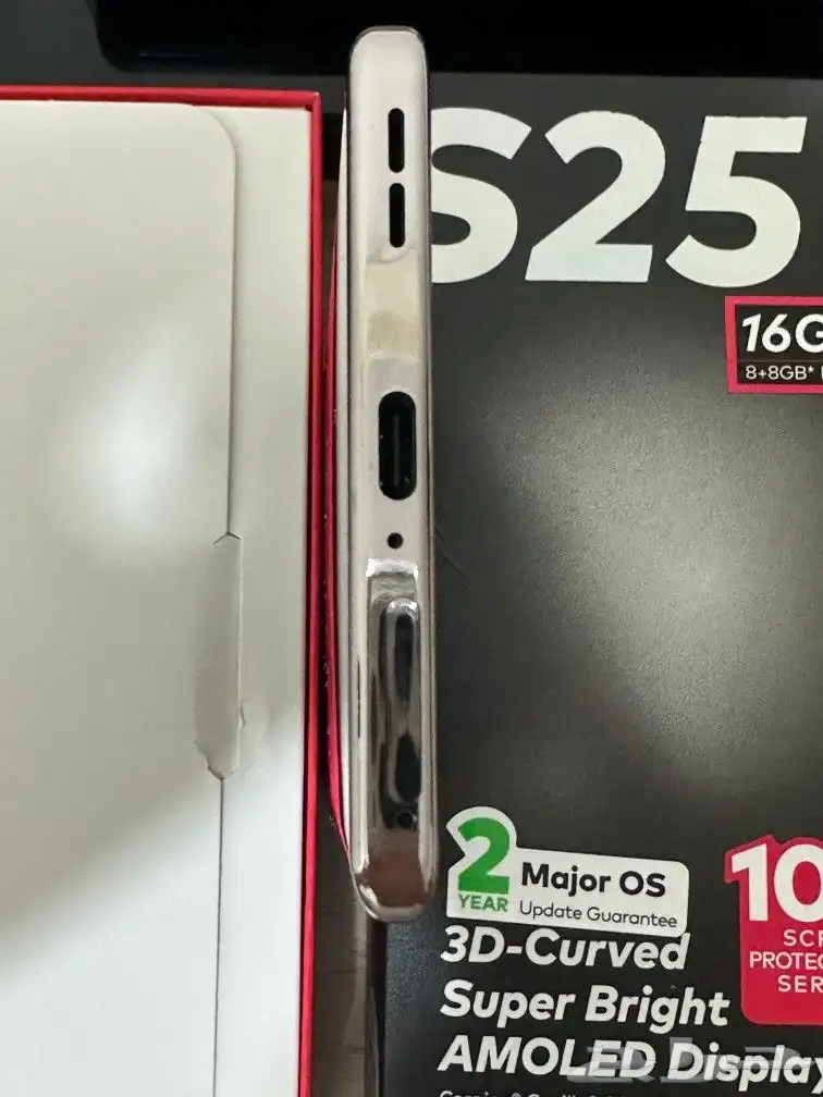 لابتوب Lenovo 18