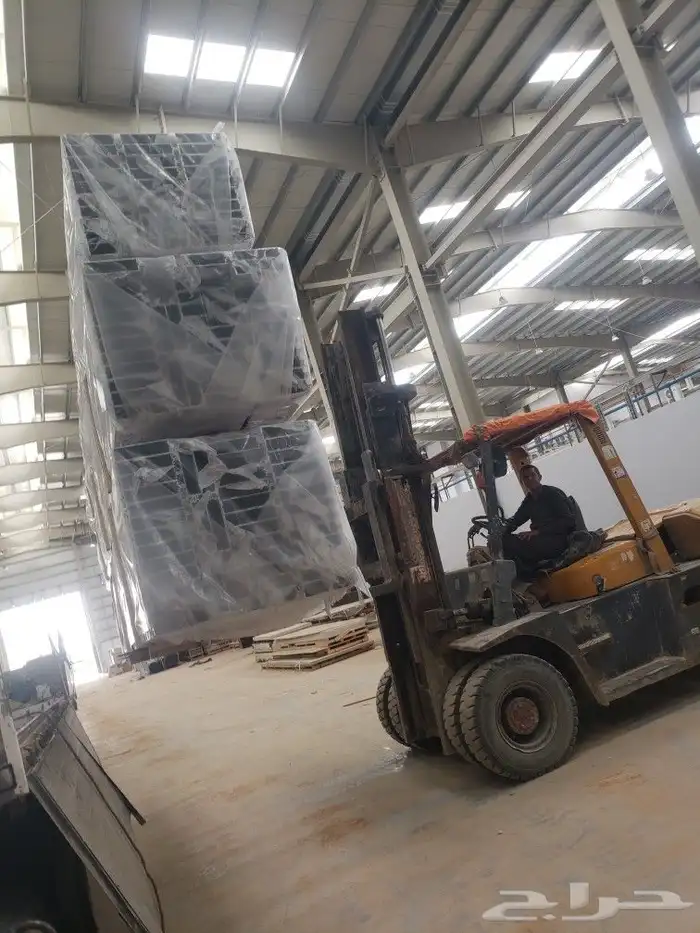 فركلفت شيزر لفت مان لفت جميع المقاسات متوفره للايجار 8