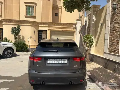 جاكوار اف بيس 2019 Jaguar f pace 2