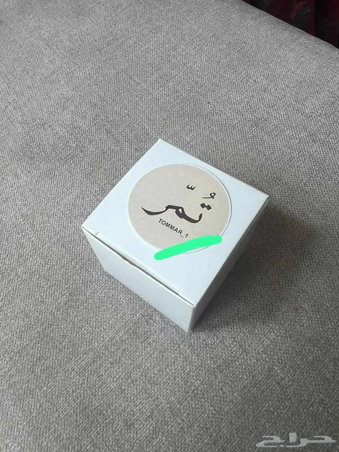 علب برغر وبوكسات كرتونيه وستكرات وورق زبدة وصاندويش مختلف ال 12