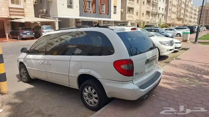 كرايزلر جراند فويجر موديل 2006 2