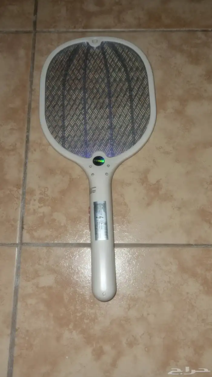 1_سشوار 2_ومكوه شعر 3_ ومضرب ناموس للبيع 5