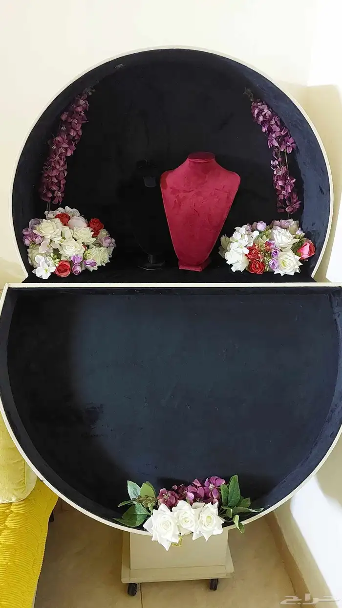 عربية ملكة 0