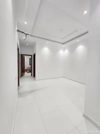 شقة للايجار مكونه من 4 غرف جديده ابحر الياقوت 5