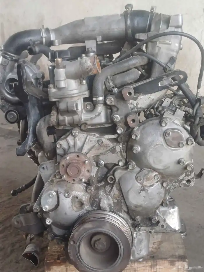 مكينة ايسيزو تيربو 2500 نظيفه ظمان شهر 1