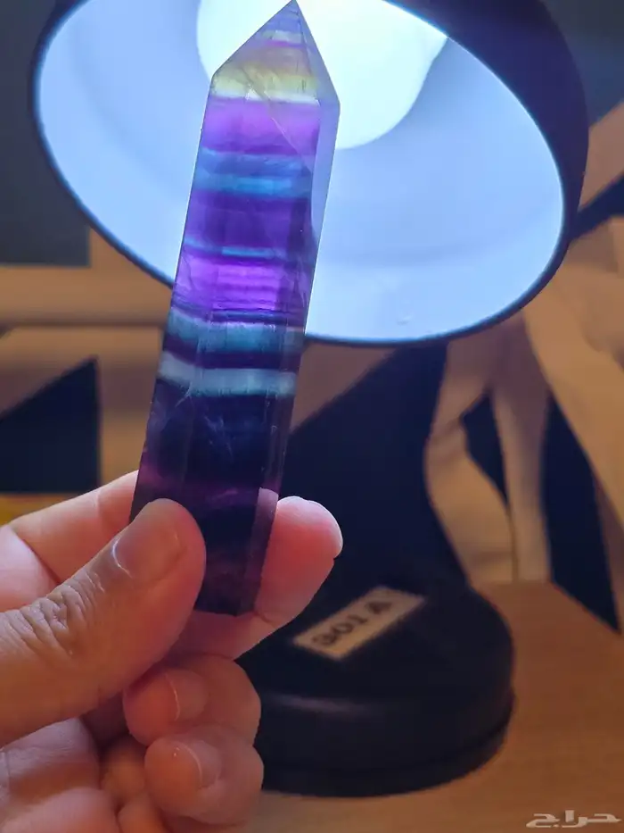 حجر نيزك وكريسالتة 0