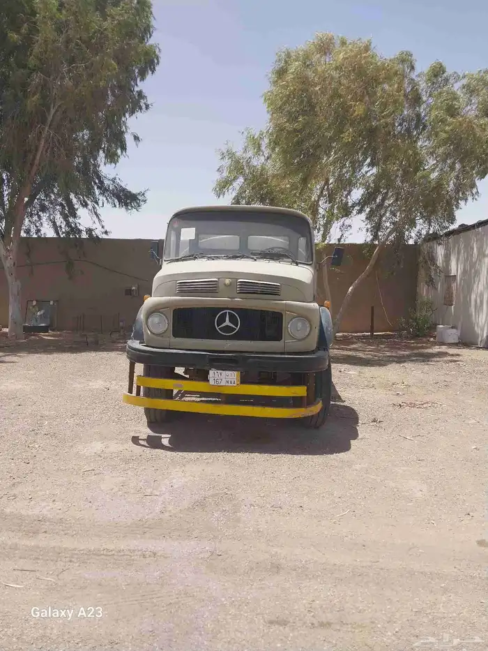 أغراض للبيع مصنع ثلج محطة تحليه وسيارات 13