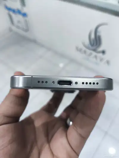 تم البيع أيفون 15 برو 256 قيقا 2