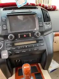 جيب لاندكروزر مخزن 24