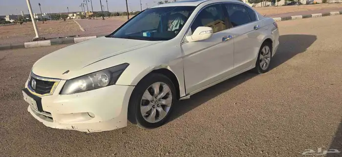 للبيع هوندا اكورد 2010 4