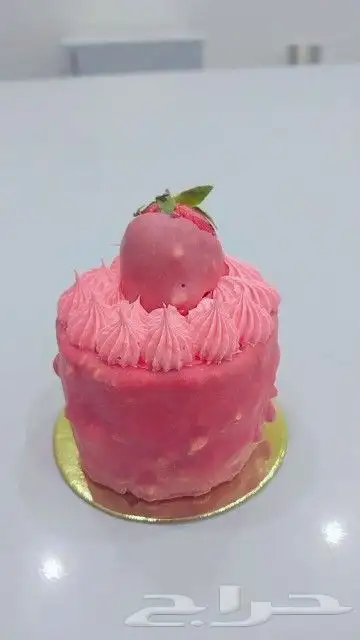 شيف حلويات خبره في تاسيس امحلات الحلويات والادارة والتشغيل 0