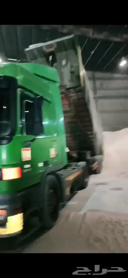 تريله بطحاء ابيض مقاس 26 متر 40 طن درجه اولى 0