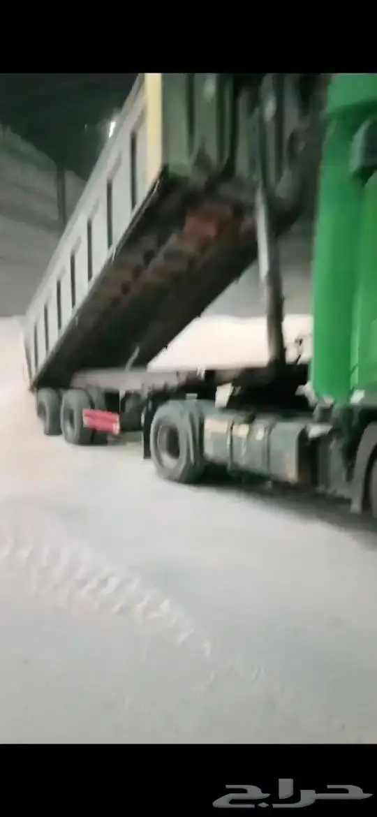 تريله بطحاء ابيض مقاس 26 متر 40 طن درجه اولى 1