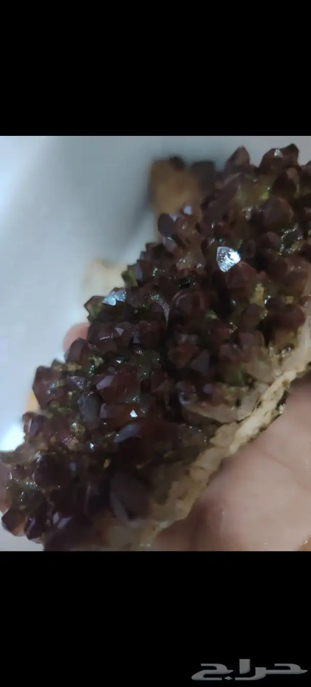 من اندر انواع الحيود الحاملة للاحجار الكريمة من نجد العذية 0