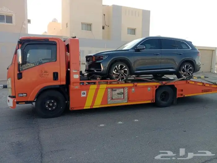 سطحه من سكاكا متجه إلى الدمام مرور بحفرالباطن الخفجي جدة 0