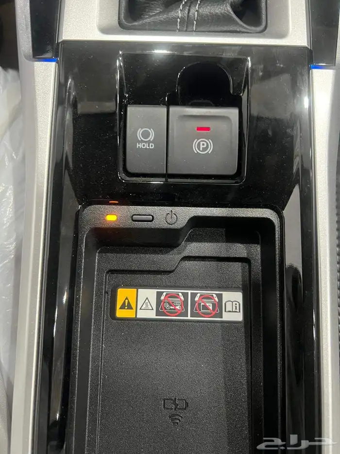 تويوتا فيلوز GLX 2025 كاش وتقسيط 13