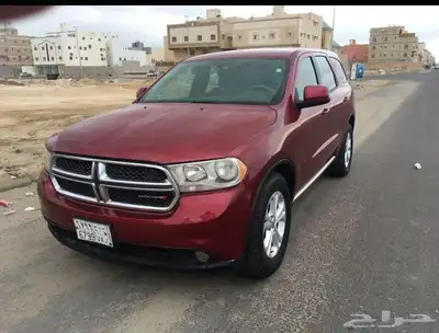 دوج 2013 نظيف اللون احمر مفحوص جاهز لنقل رقم الجوال 050831 5