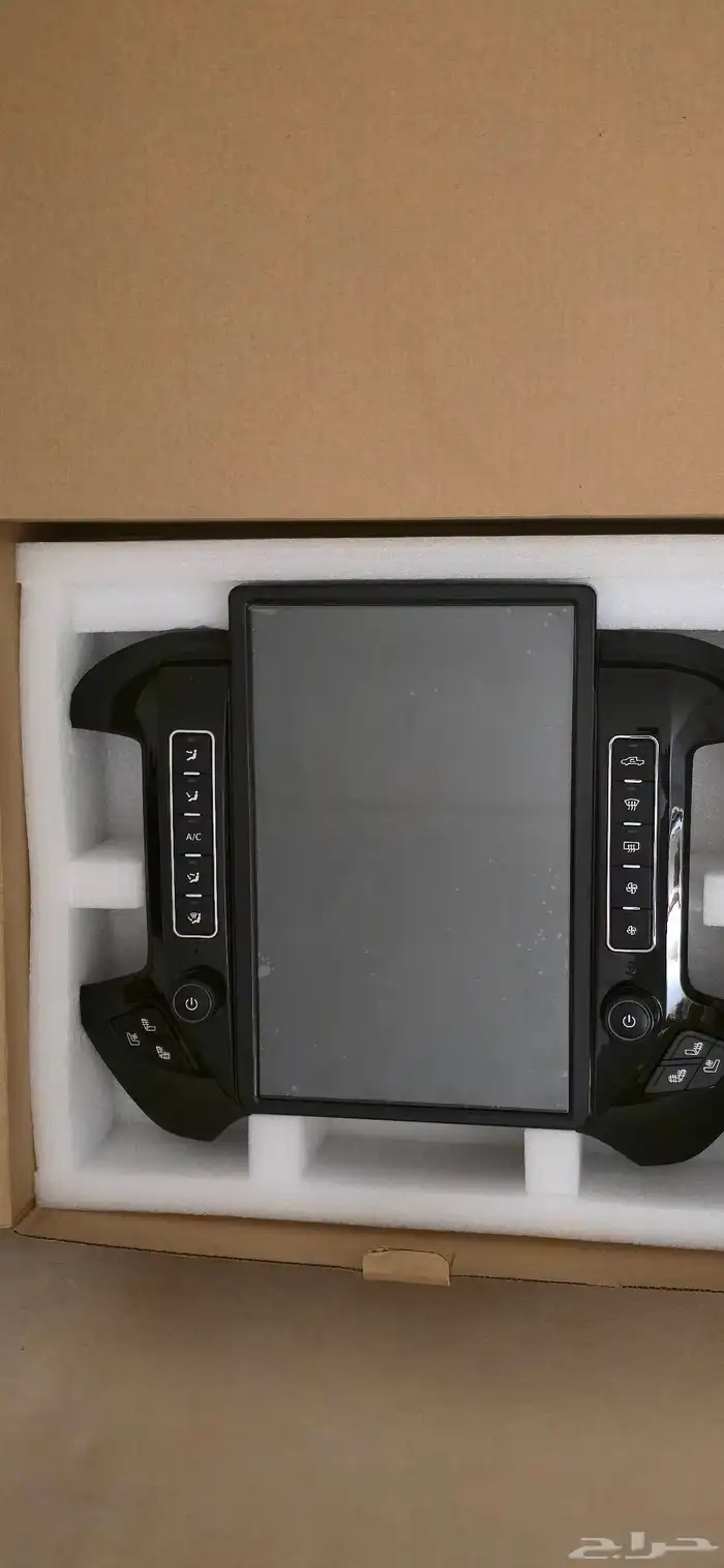 شاشة تسلا بنظام اندرويد مستعملة نظيفة جميع اغراضها موجودة 1