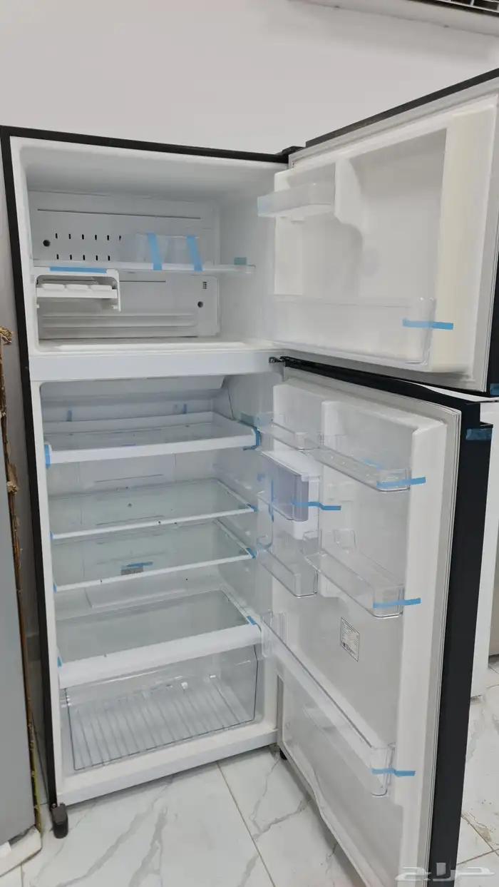 ثلاجة ماركة توشيبا ما استخدمت بحالة الوكالة 1650 ريال 2