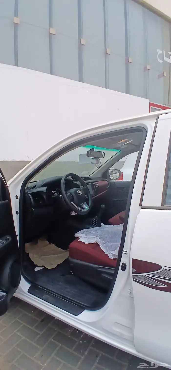 للإيجار هايلوكس 2025 ديزل عقد رسمي 5