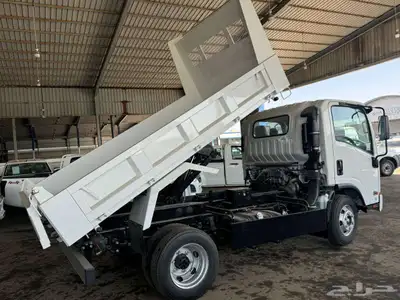 ايسوزو قلاب 5طن موديل 2025 2