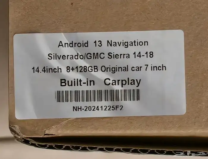 شاشة تسلا بنظام اندرويد مستعملة نظيفة جميع اغراضها موجودة 5