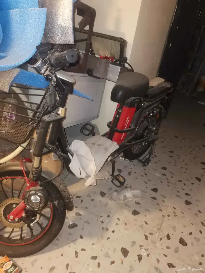 سكوتر انصدم من قدام جديد استخدام شهرين 0
