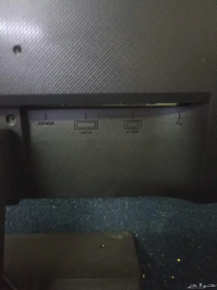 اغراض كمبيوتر شاشة وهارد وفيجا 4 جيجا 4