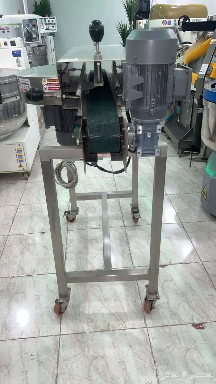 فاتحه خبز صامولي وخبز برجر 1