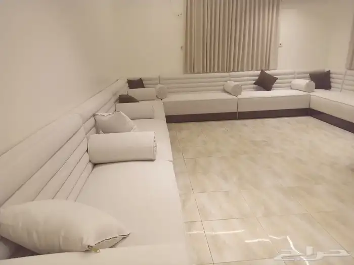 مفروشات الرياض  تفصيل جميع انواع الكنب والجلسات الارضي والس 8