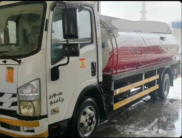 توزيع ديزل وجاز لجميع الكسارات والمصانع والشركات والمخابز 0