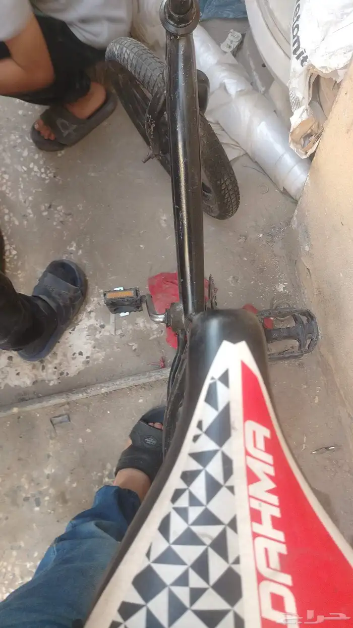 سياكل للبيع 200 السعر 2