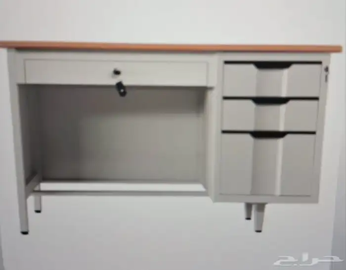 اثاث مكتبي  محطات عمل  شالونات دواليب  مكاتب  كراسي 5