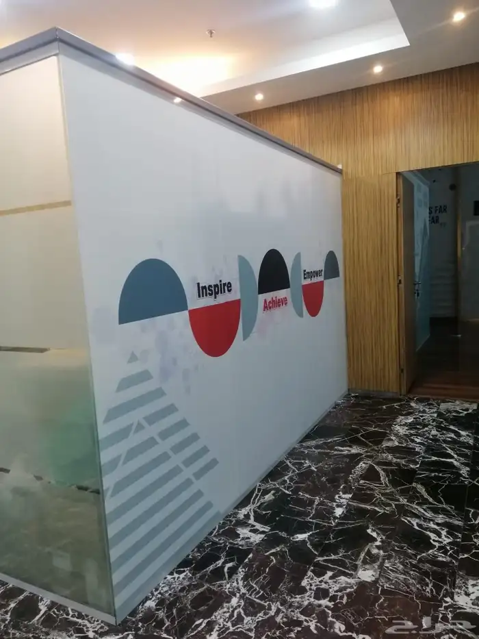 طباعة ستكرات اقامة احتفلات ومؤتمرات وطباعة بنرات ودروع وبوب 27