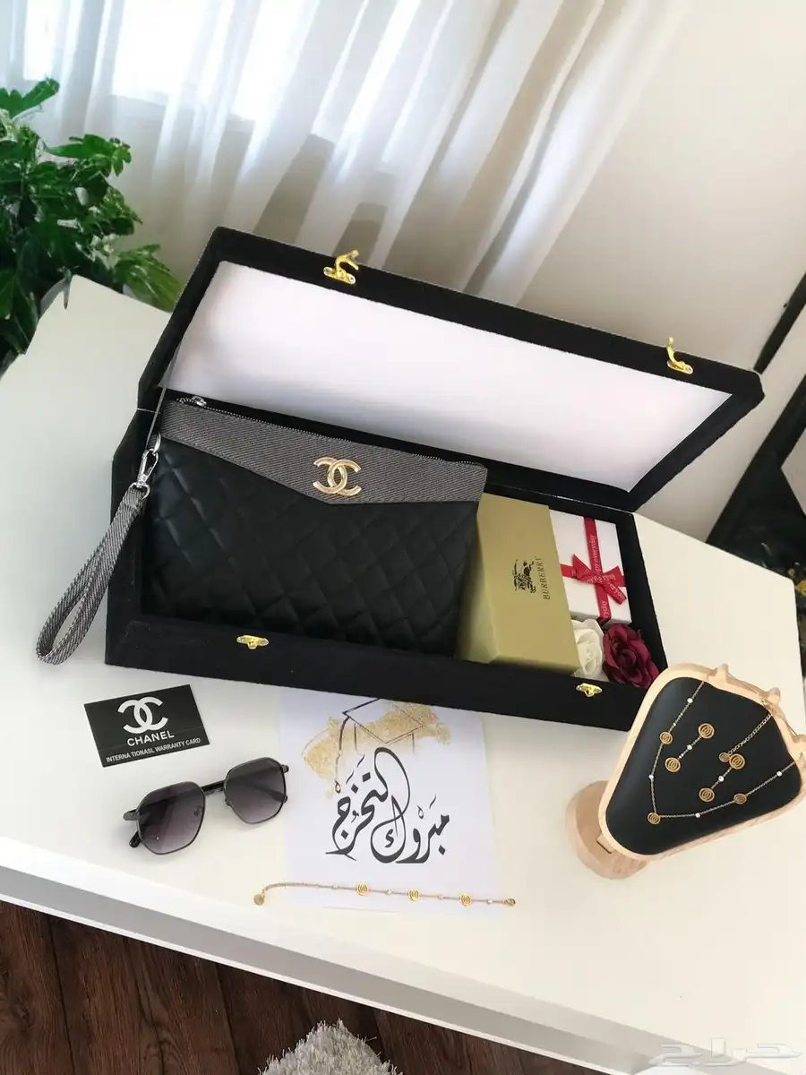 وفرت اطقم نسائية ماركة اسعار مناسبة 6