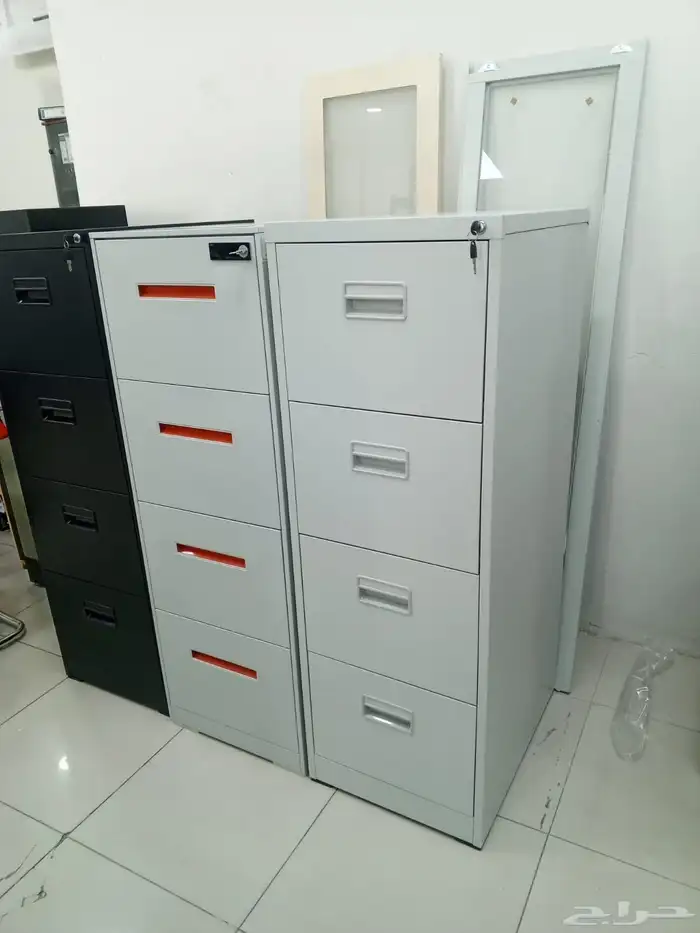 اثاث مكتبي  محطات عمل  شالونات دواليب  مكاتب  كراسي 6