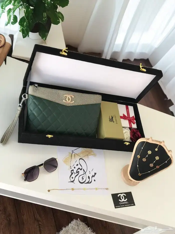 وفرت اطقم نسائية ماركة اسعار مناسبة 1