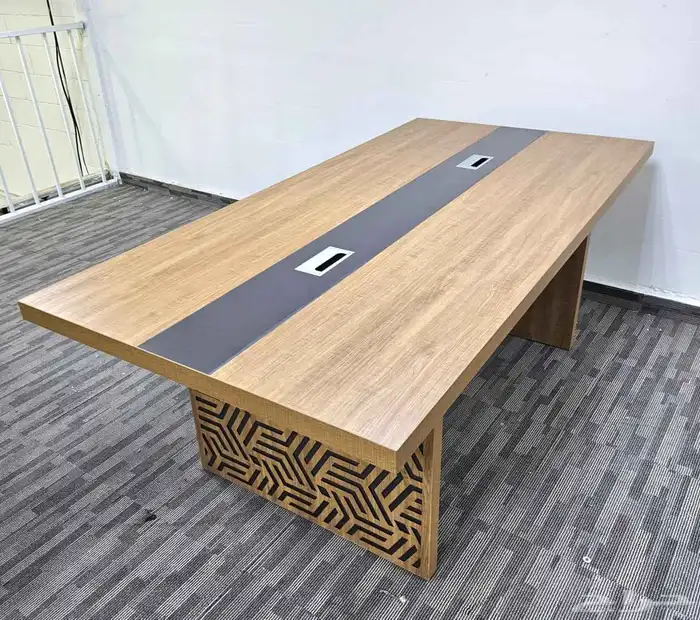 اثاث مكتبي  محطات عمل  شالونات دواليب  مكاتب  كراسي 10