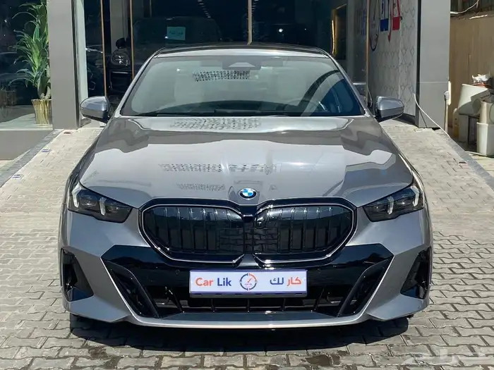 بي ام 520 7