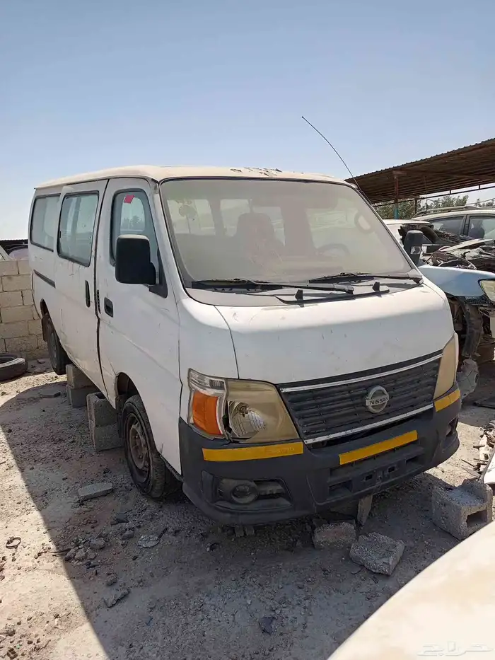 تشليح باص نيسان 2009قطع غيار فقط 0
