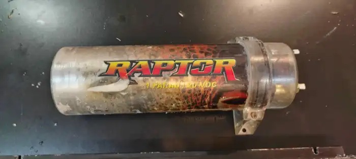 منظم اكاي روس ومكثف كهربائي(RAPIOR) على السوم 3