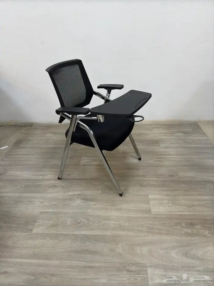 اثاث مكتبي  محطات عمل  شالونات دواليب  مكاتب  كراسي 26