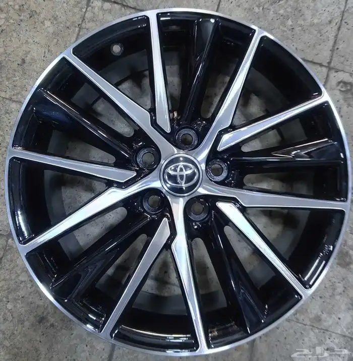 جنوط كامري هايبرد مقاس 18 موديل 2024 اصلي وكاله 0