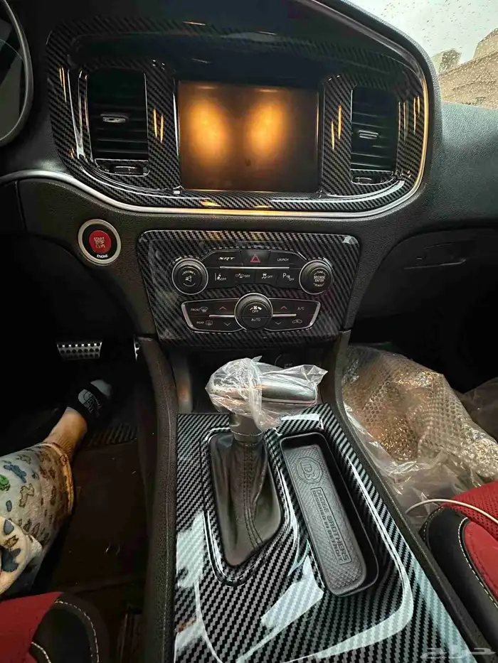 بكج كاربون فايبر دوج تشارجر 2015_2024 10