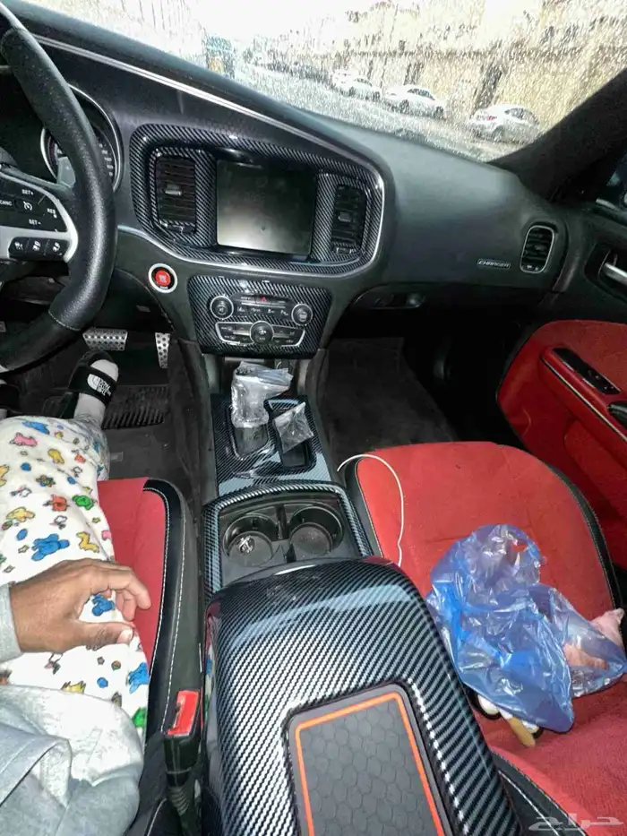 بكج كاربون فايبر دوج تشارجر 2015_2024 6