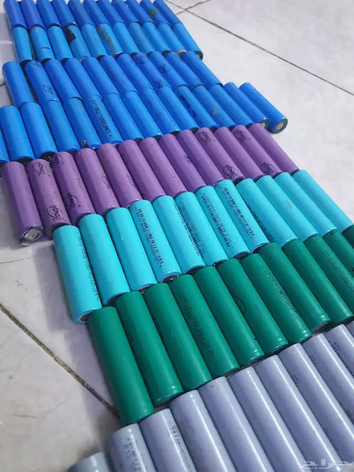 بطاريات ليثيوم قابلة لأعادة الشحن3.7 فولت (18650)1500Ahامبير 6