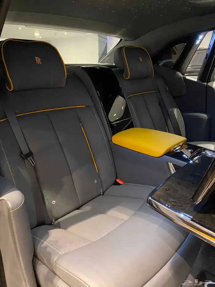 Rolls Royce phantom 2023 14
